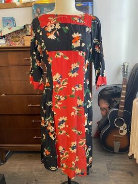 Vintage 70’s Aristos Ariella London Floral Midi Dress in Red and Black